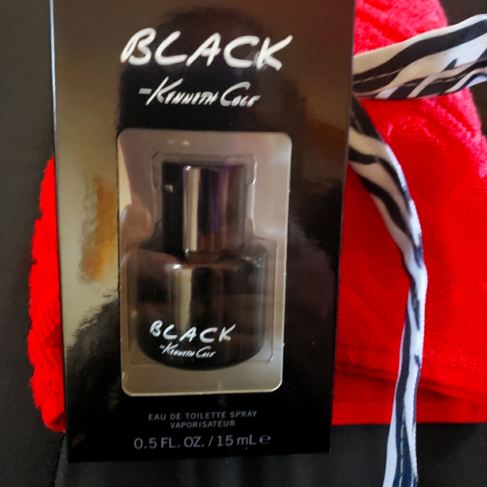 Mens Cologne (BLACK) by Kenneth Cole